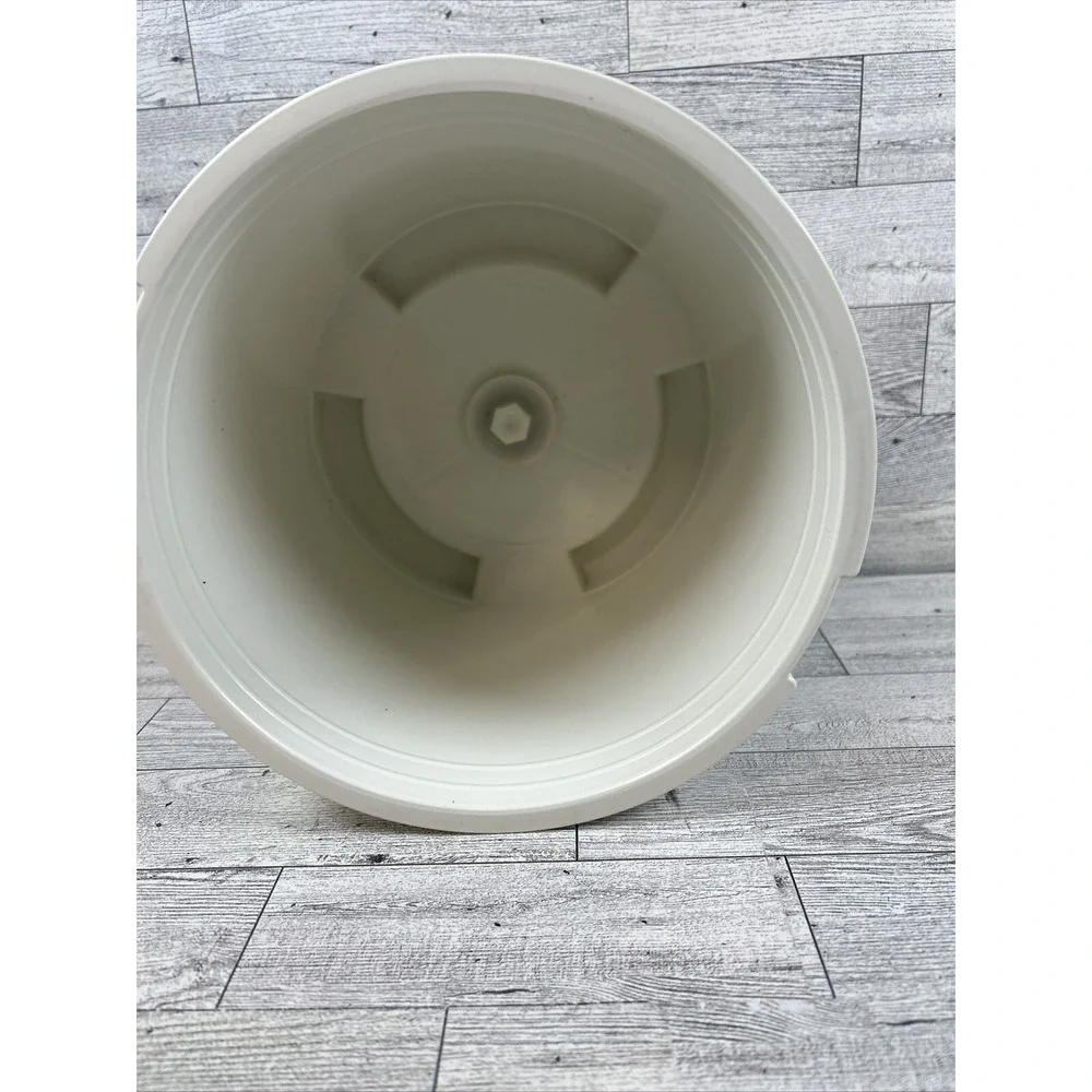 Waring Ice‎ Cream Parlor Freezer Maker Replacement Part Bucket & Recipe Book